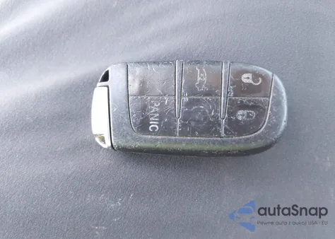 2016 Chrysler 300 Anniversary Edition z USA, uszkodzony, nr VIN 2C3CCARG5GH170892